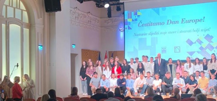 Dodjela priznanja i nagrada izvrsnim učenicima povodom Dana Europe