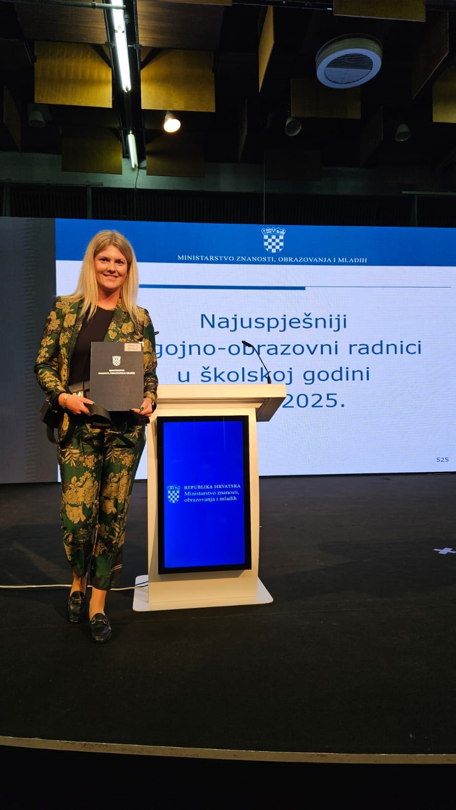 6f03f58f-0e78-4172-95cb-f36fe41243f7